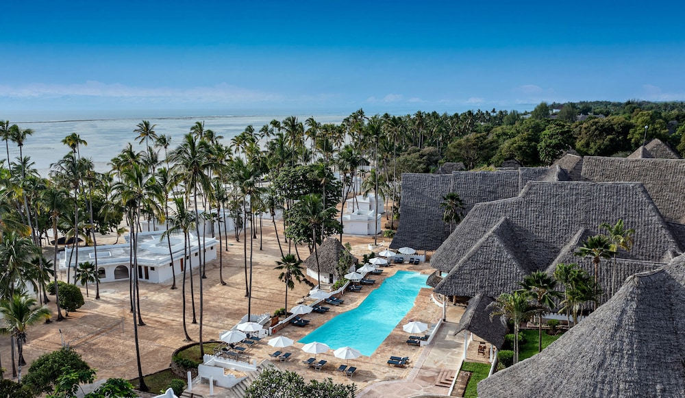 Hotel Diamonds Mapenzi Beach - Image 1