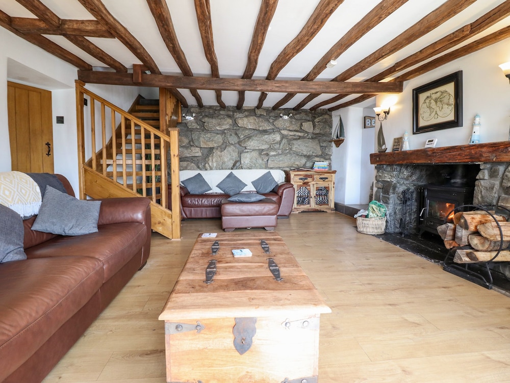 Ty'n-y-ffynnon Cottage