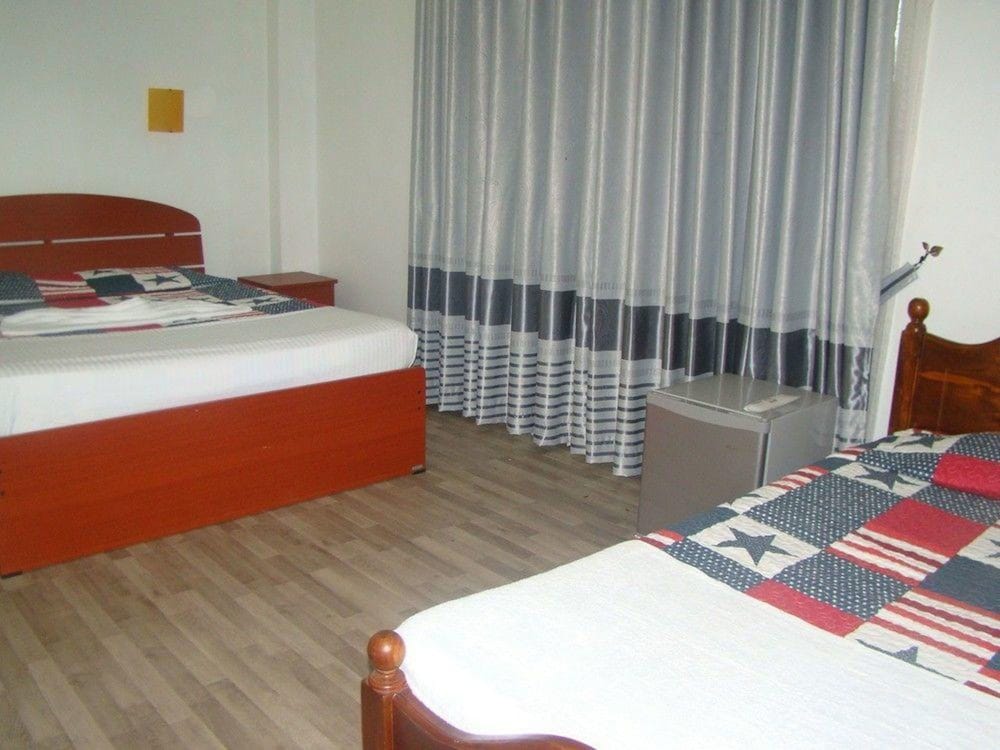 Chef Guru Hotels view 2
