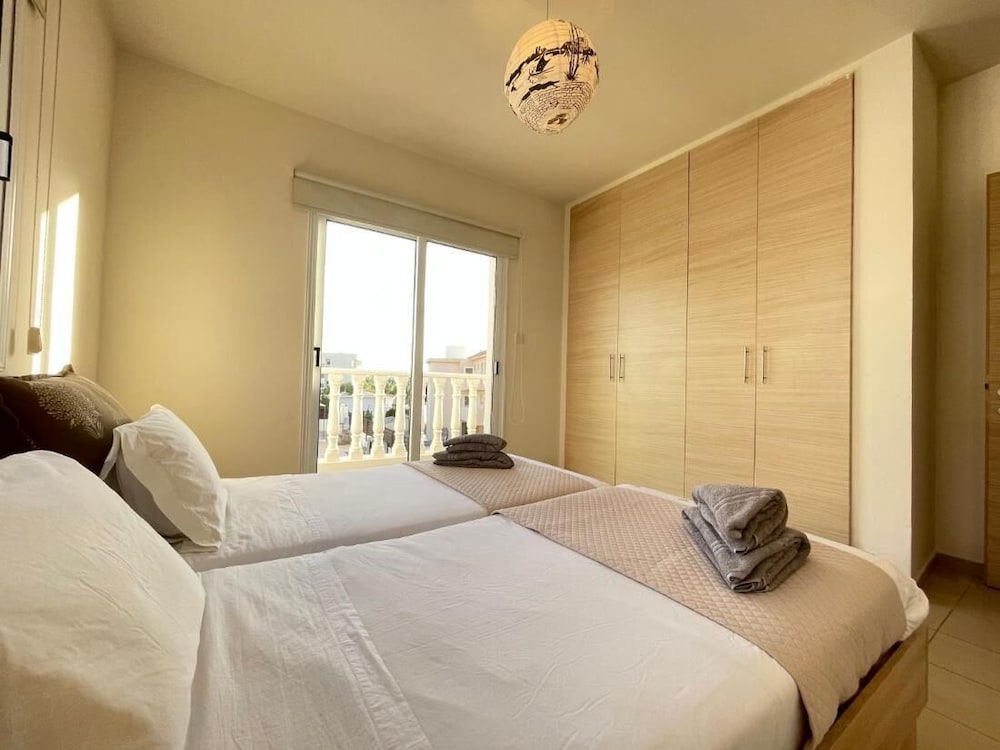 Villa Rugiada With Pool and sea View Located on the Front of Nissi Beach