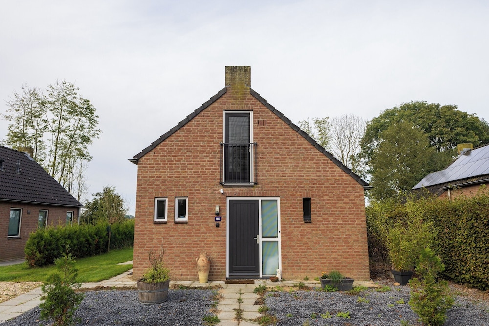 Peaceful Bungalow Near Forest Edge