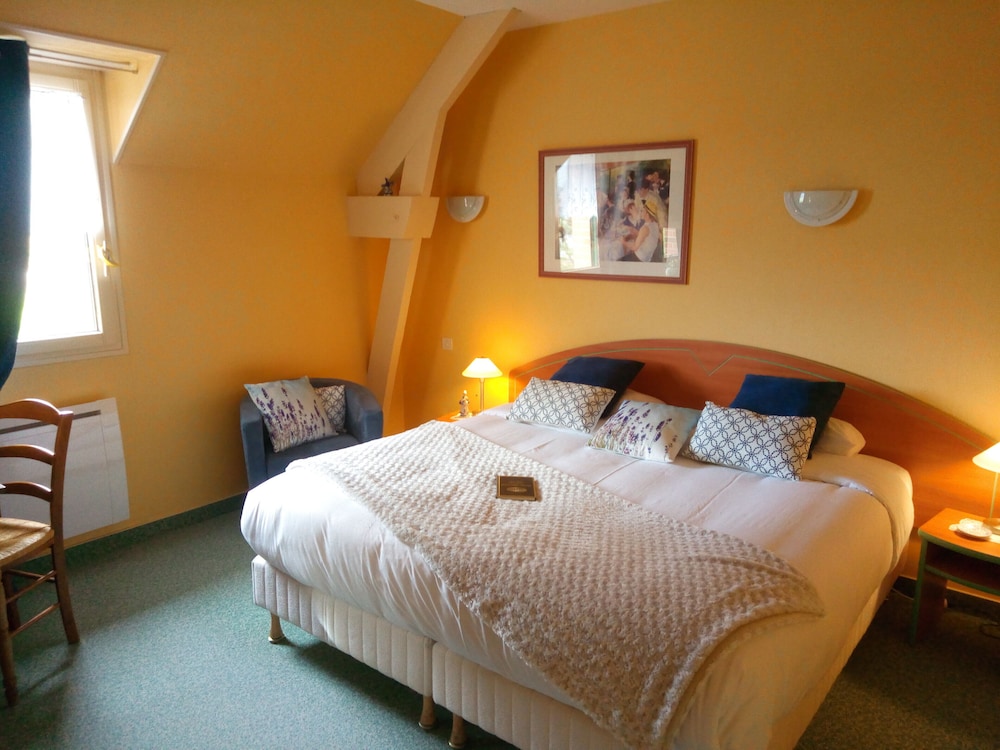 La Jacotiere en Pontorson — hotel room