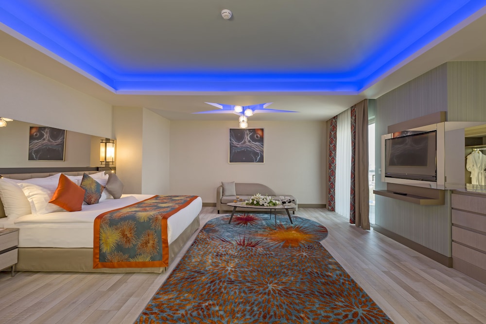 Royal Seginus - Her Şey Dahil - Image 64