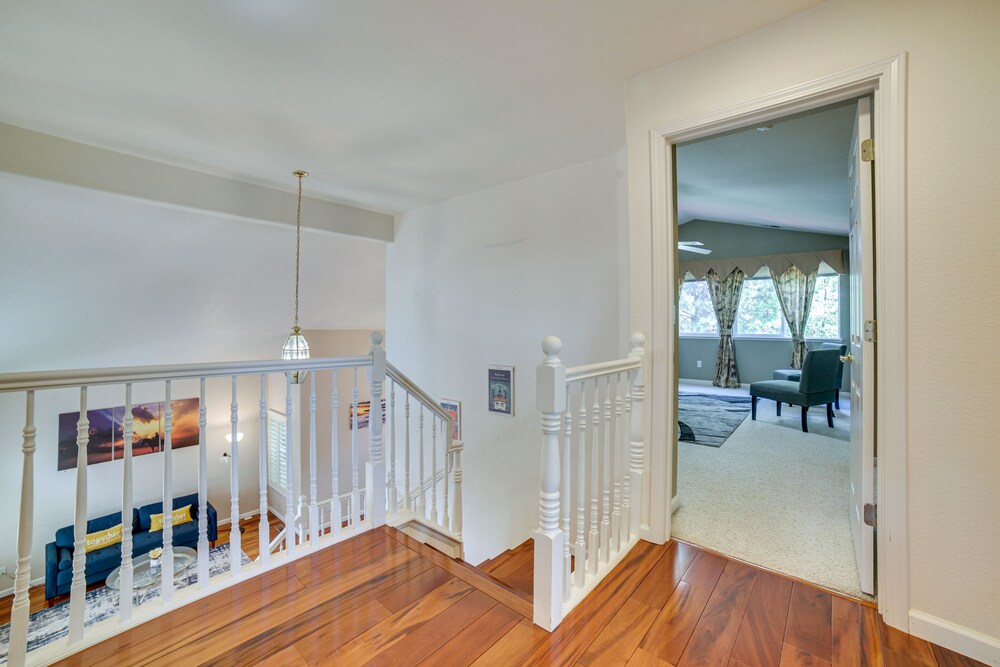 Reno Vacations - Spacious Reno Home w/ Deck  1 Mi to Downtown! - Property Image 11