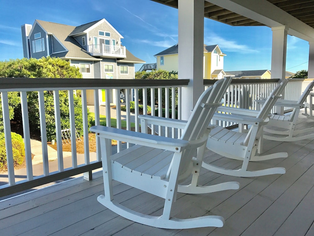 As Good As It Gets by Topsail Realty