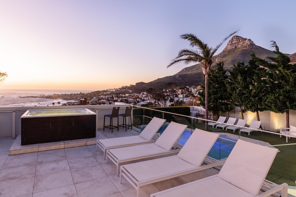Incredible 6bed w Pool in Camps Bay Villa Galazzio