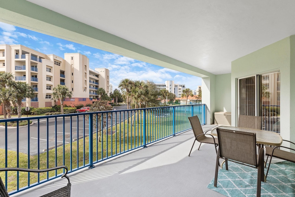 Oceanwalk 1-203