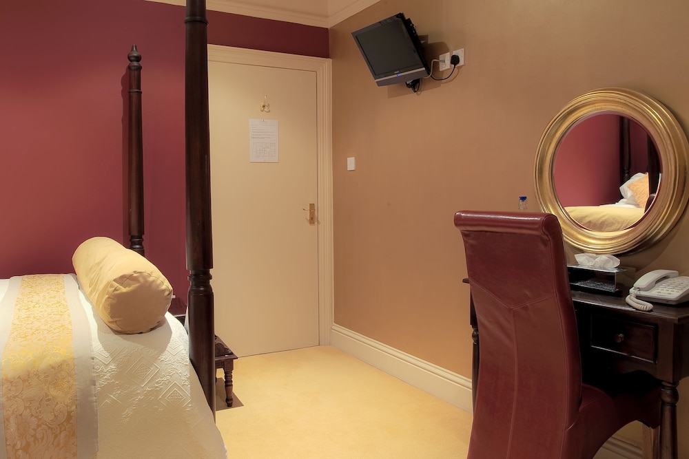 Farnham Vacations - Hotel de Vie - Property Image 2