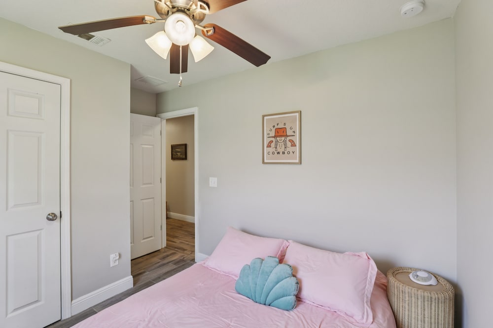 Relaxing Pace Bay House 3 Bedroom Home