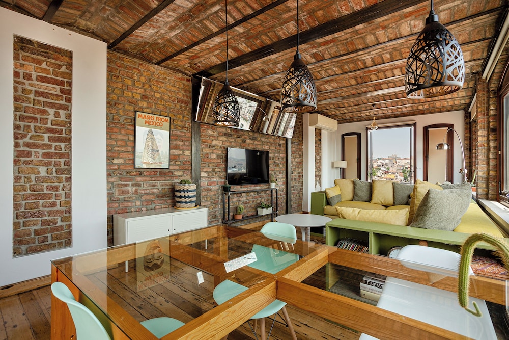 Alaattin Apartments