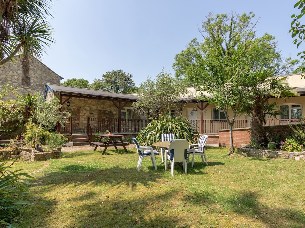 Riverhouse Lodge view 2
