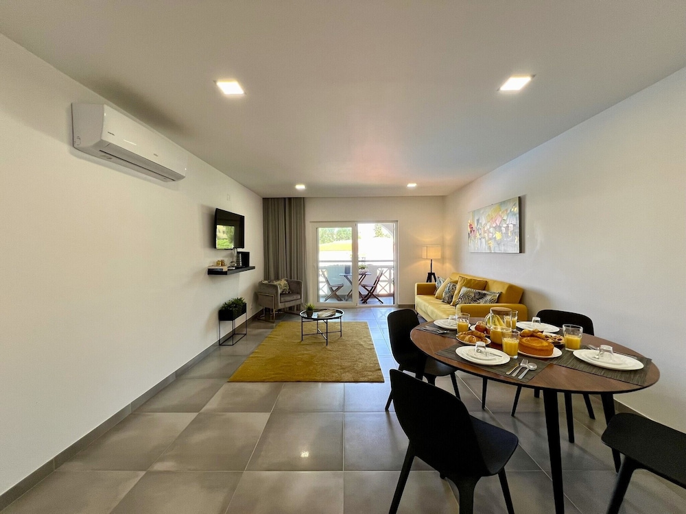 Albufeira Twins 3 With Pool by Homing