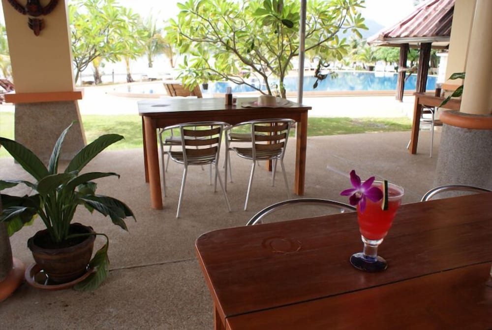 Coral Resort