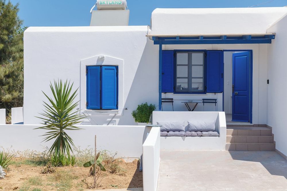 Aitheras Luxury Suites