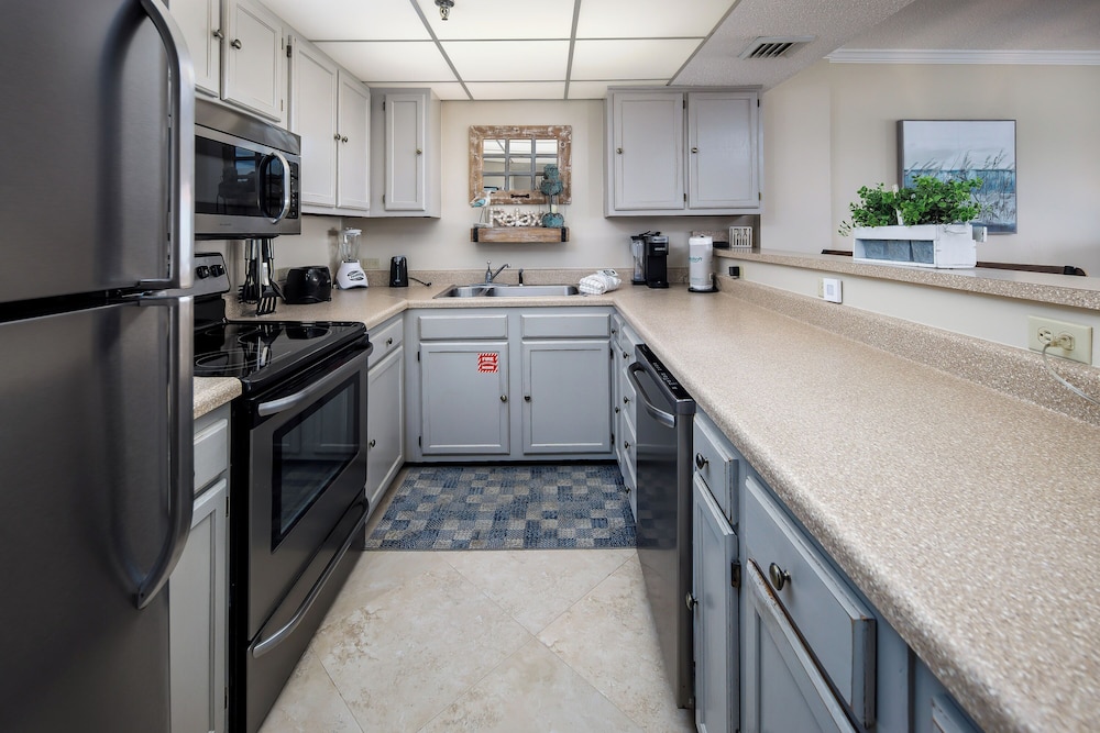 Gulfside 302 by Brooks and Shorey Resorts