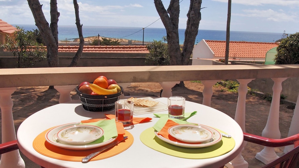 Villa Mary by Our Madeira