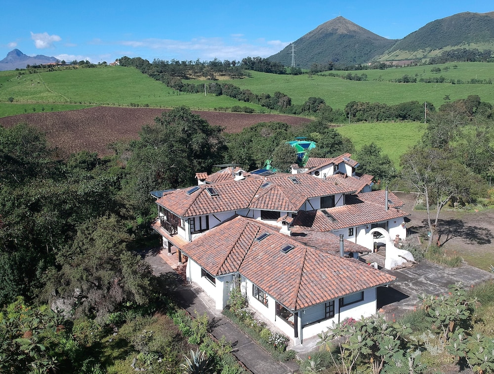 Sierra Alisos hotel de campo