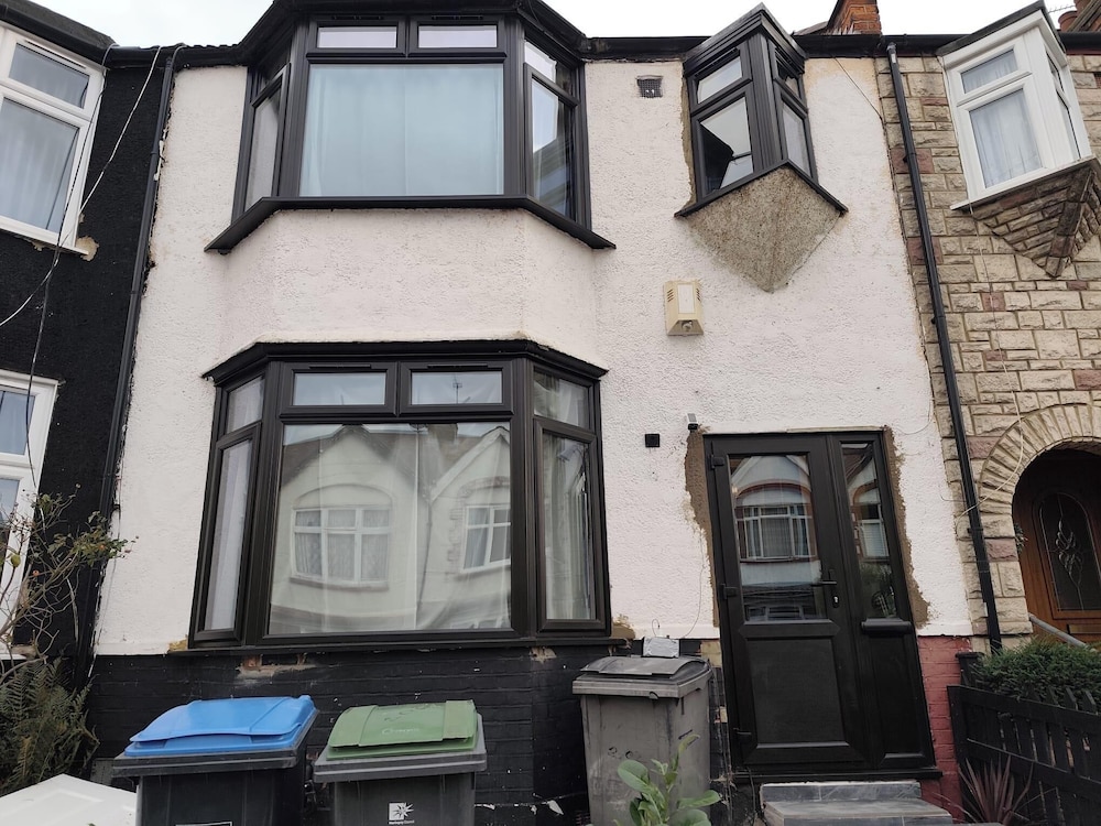 London Serenity House - 4 Bedrooms