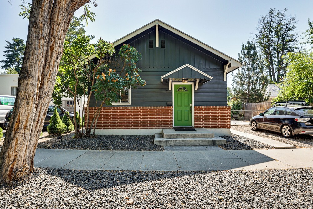 < 1 Mi to Camel's Back Park: Boise Getaway!