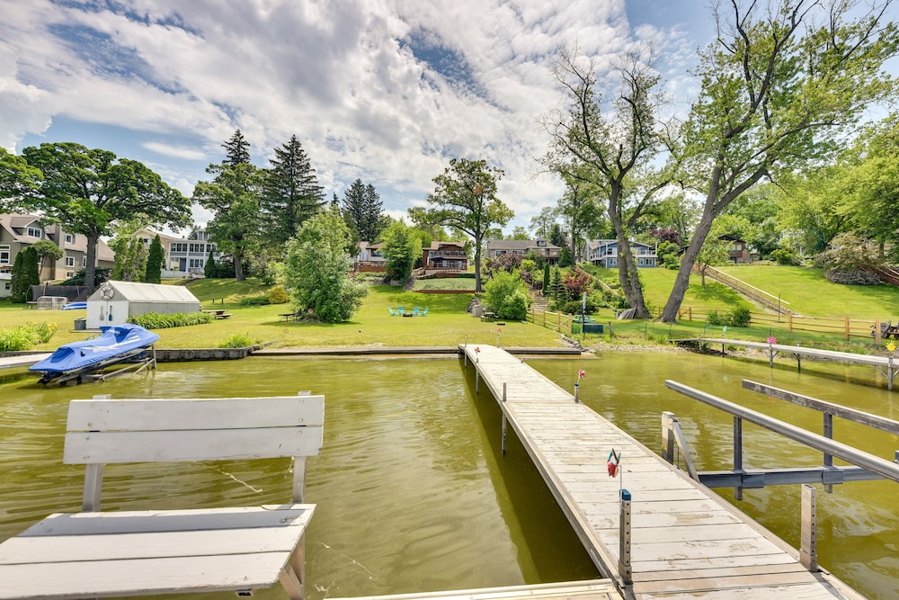 Waterfront Fox Lake Vacation Rental w/ Fire Pit! - Property Image 7