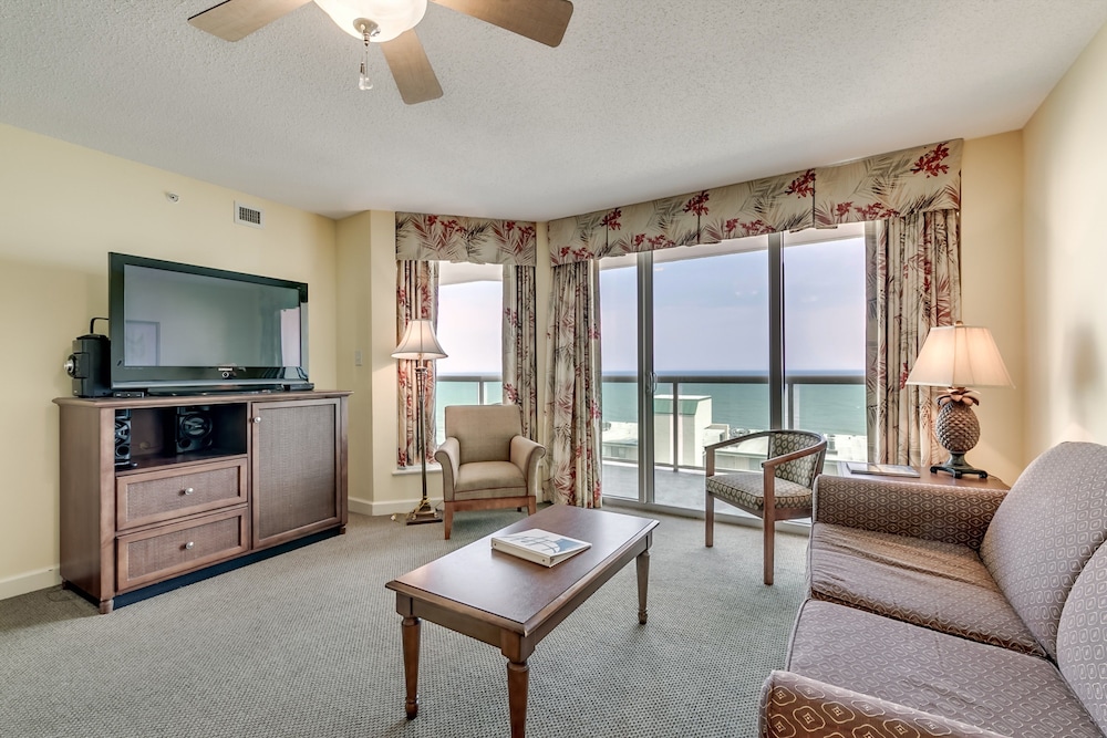Malibu Pointe by Condo-World