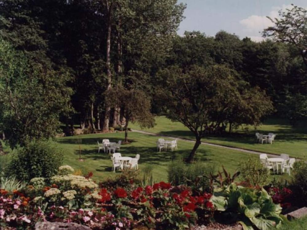 House in Rochefort With Large Park Where the Ave Flows