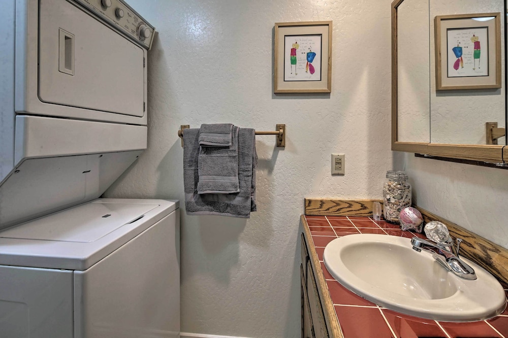 Juneau Vacations - Cozy Retreat w/ Fire Pit - Near Mendenhall Glacier - Property Image 8