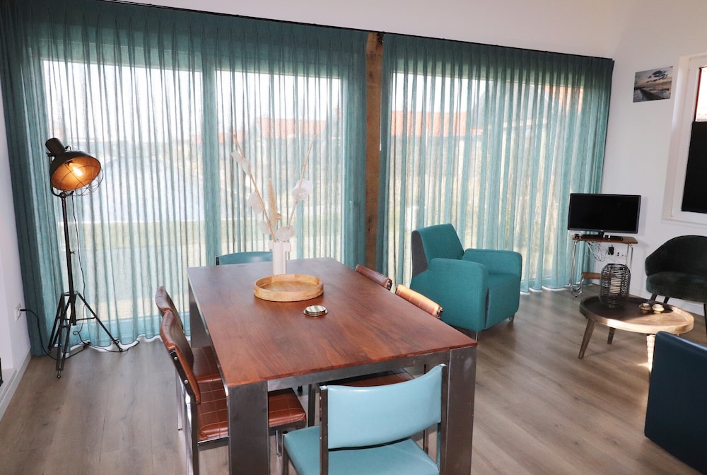 Scenic Stay With Sauna