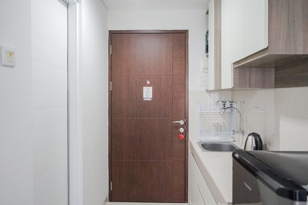 Great Choice Studio at Springwood Apartment By Travelio view 2