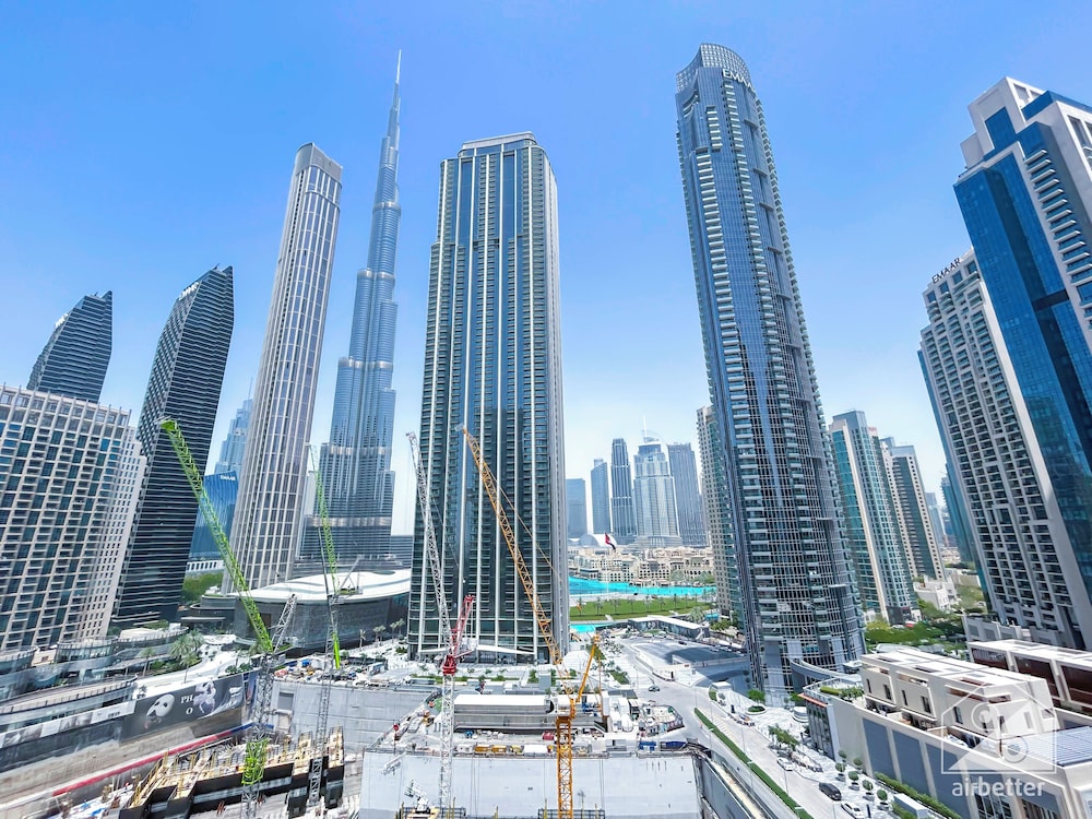 Luxury & Elegance at Burj Crown Downtown