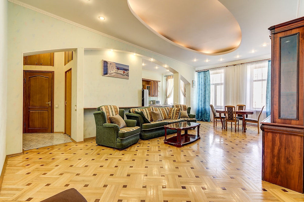 Nevsky Apartment