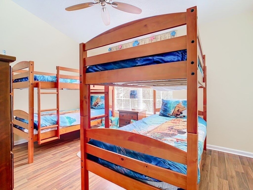 Themed 3-Bedroom Townhome w/Private Pool Near Disney - Windsor Palms 3 Townhouse