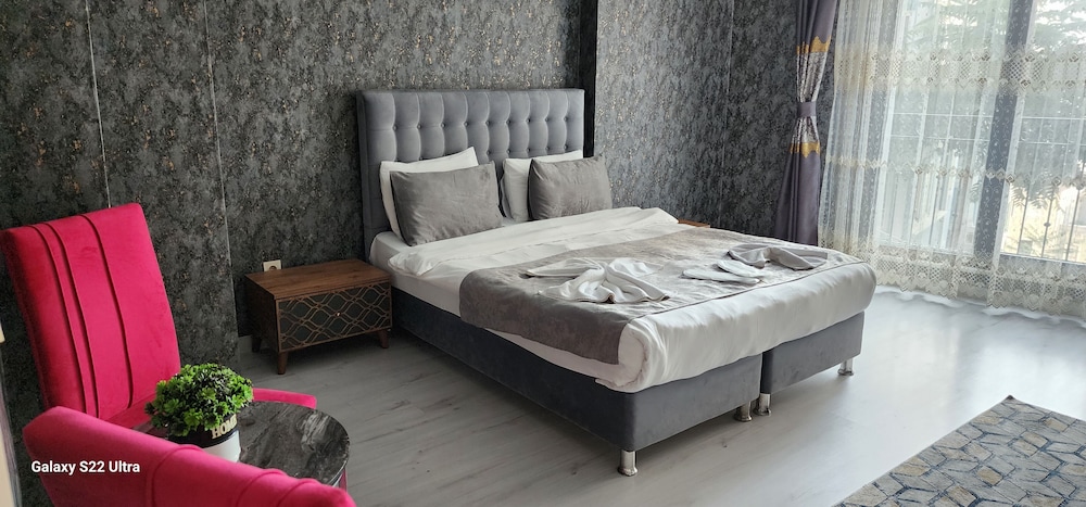 Taksim Royal Suites