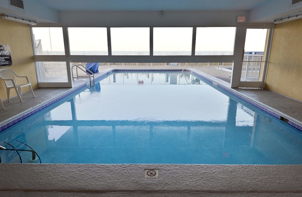 Emerald Isle 1609 2 Bedroom Condo