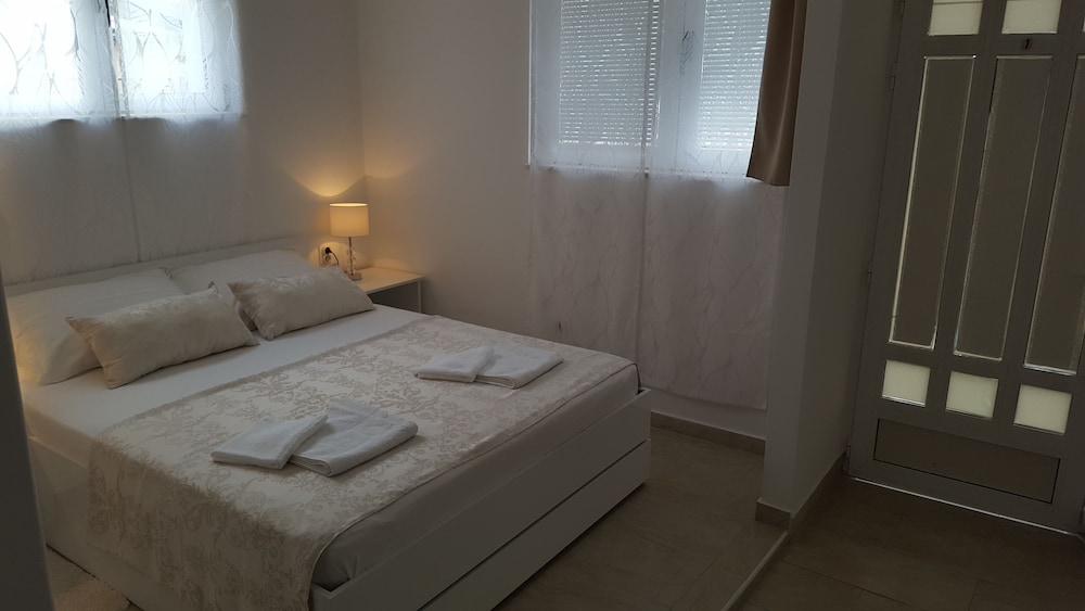Rooms Valentino view 5