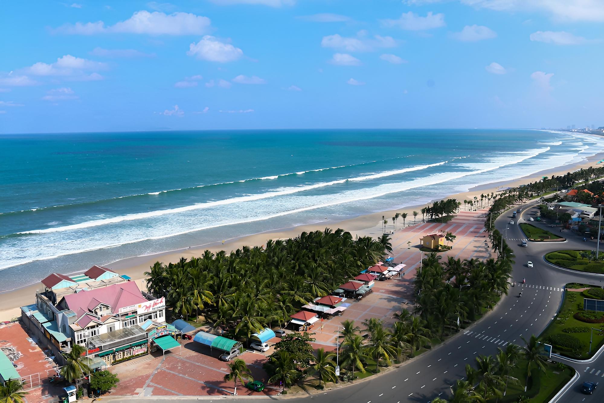 Le Hoang Beach Hotel