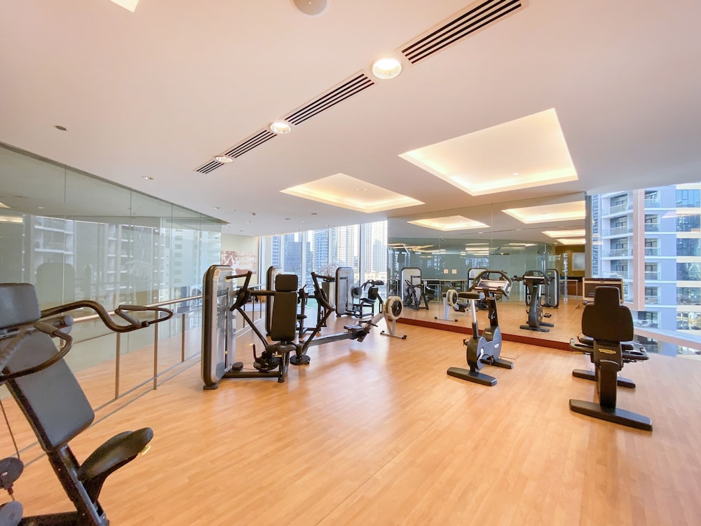 Elegant 1 Bedroom Overlooking Dubai Marina Canal