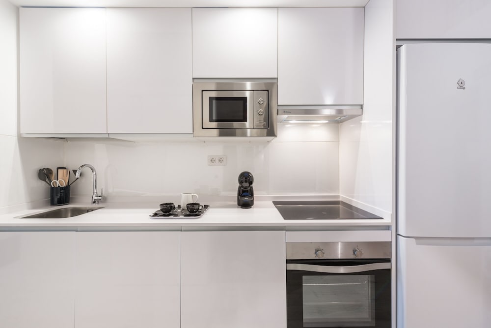 Apartment 1Bd With Balcony in Plaza Mayor Square. Plaza Mayor II view 5