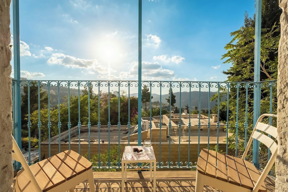 Jacuzzi Terrace Home by Sea N' Rent