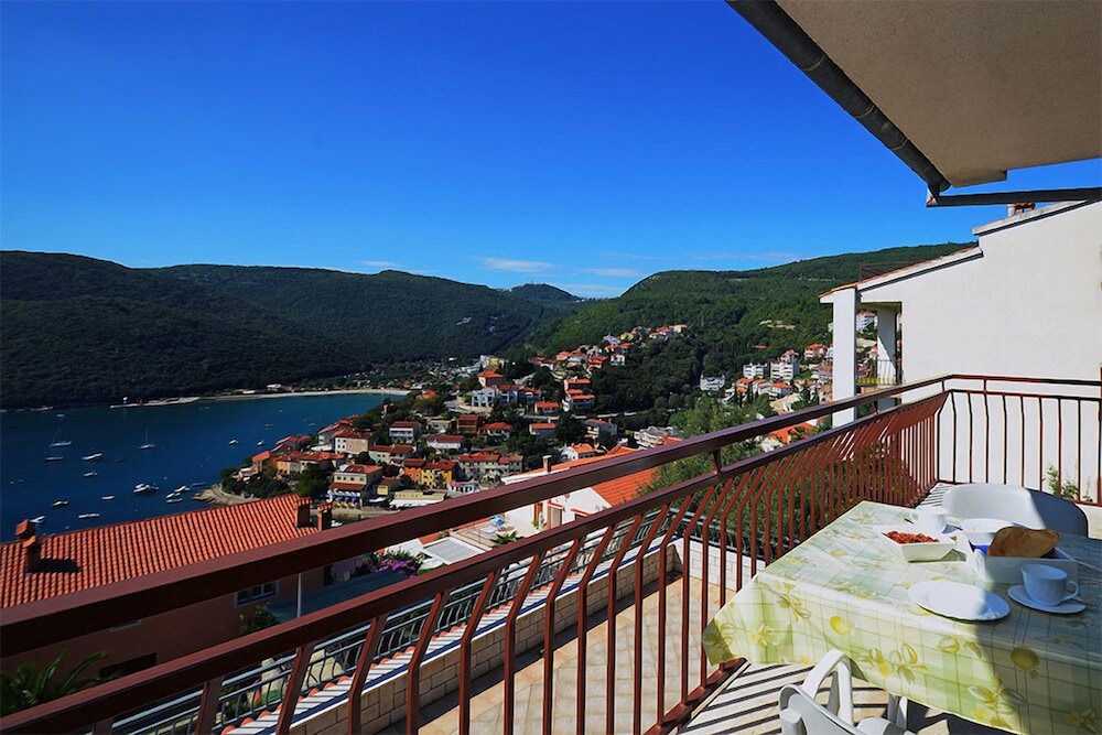 House Adrijana