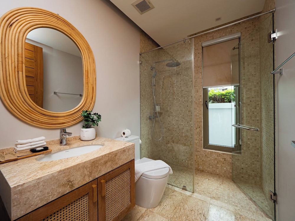 Exclusive villa in Botanica The Nature