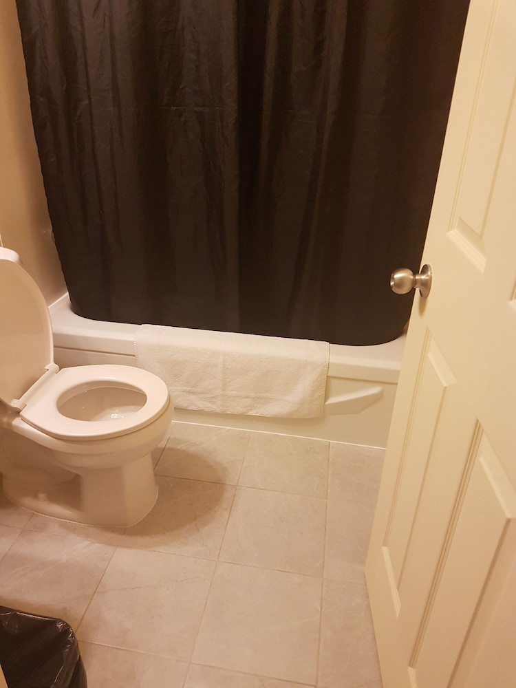 Windsor Vacations - Traveller's Choice Motel - Property Image 1