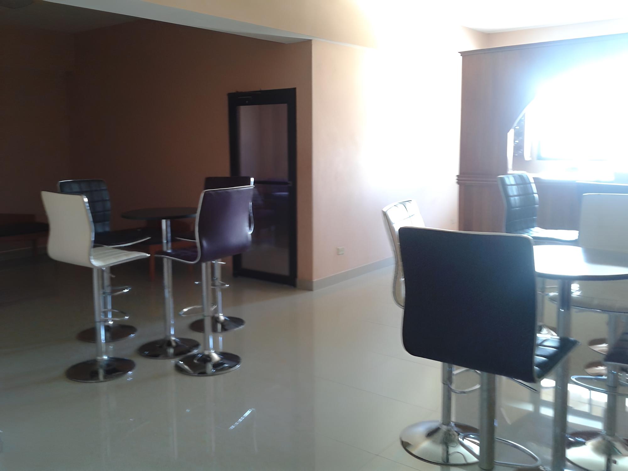 Le Monte Cristo Hotel & Suites
