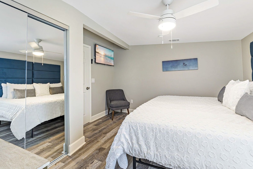 Coastal Dreams 1308 5 Bedroom Home
