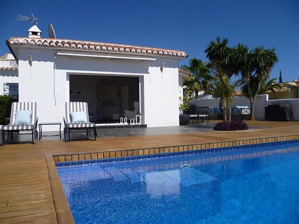 Marbella Vacations - Great Beach Side Villa - Semi Heated Pool - Property Image 8
