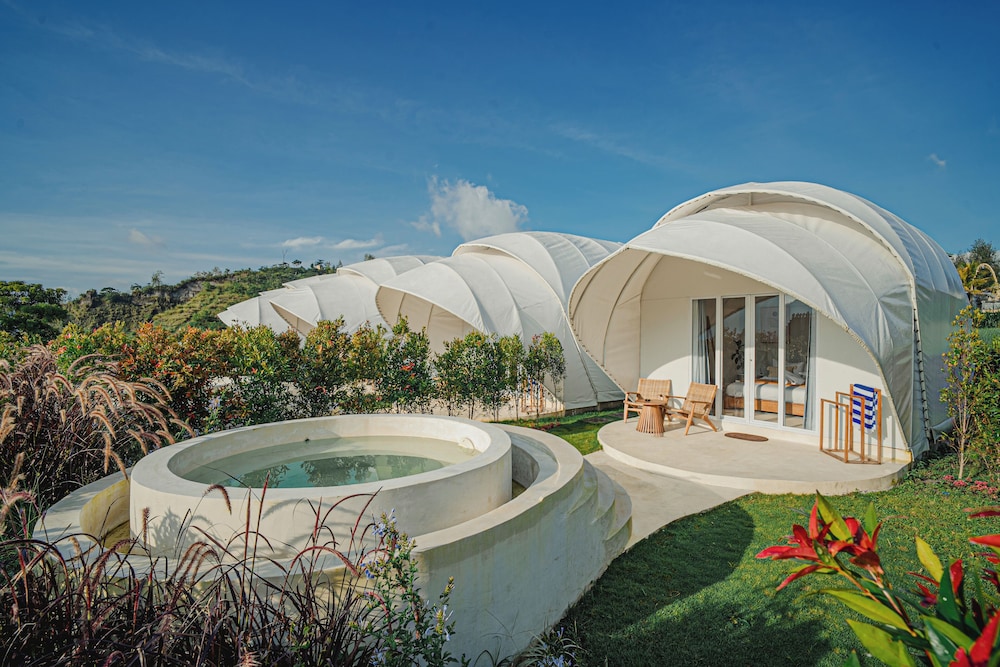 Onion Hill Glamping