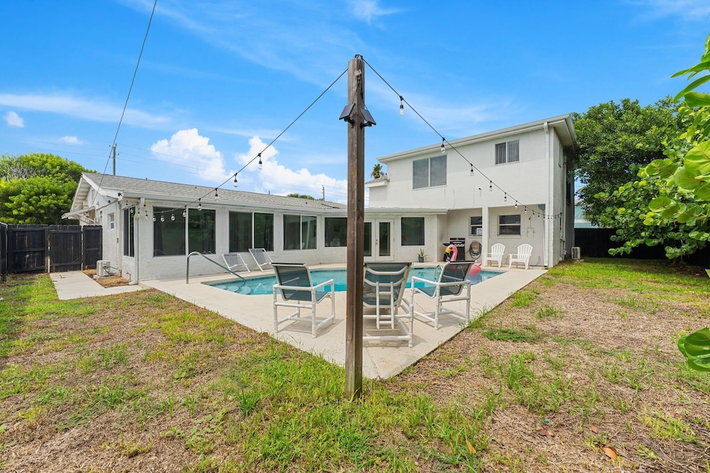 921 S Orlando Ave