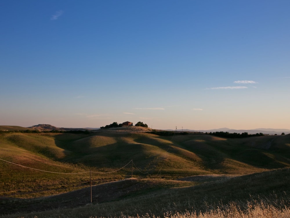 Farmhouse in Tuscany Near Siena & Hot Springs view 2