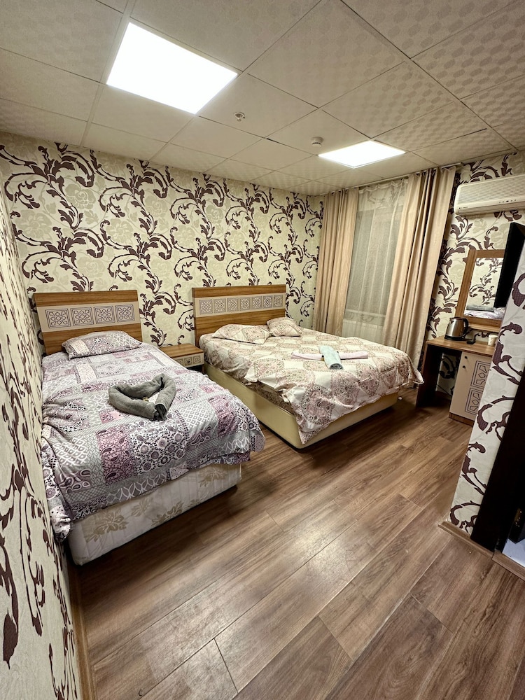 Camellia Hotel