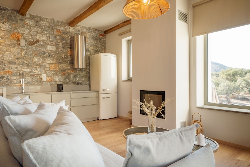 Elies Residences photo 3